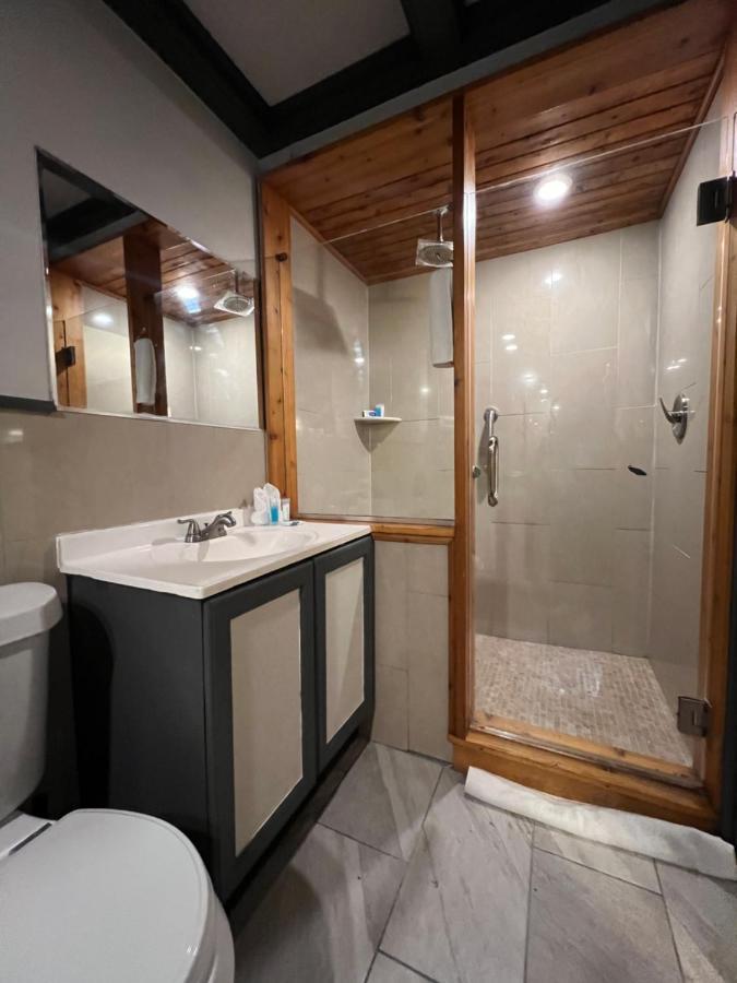 Chateau Suites Норристаун Экстерьер фото
